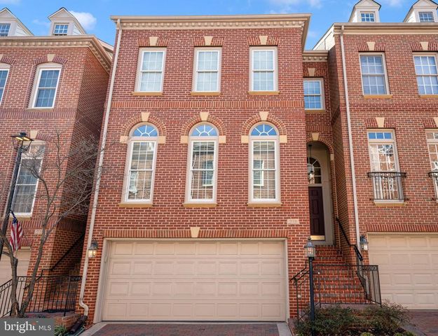718 HAWKINS WAY, Alexandria, VA 22314