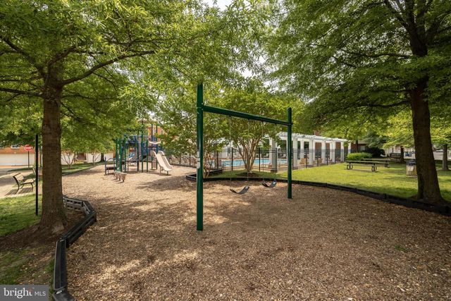 718 HAWKINS WAY, Alexandria, VA 22314