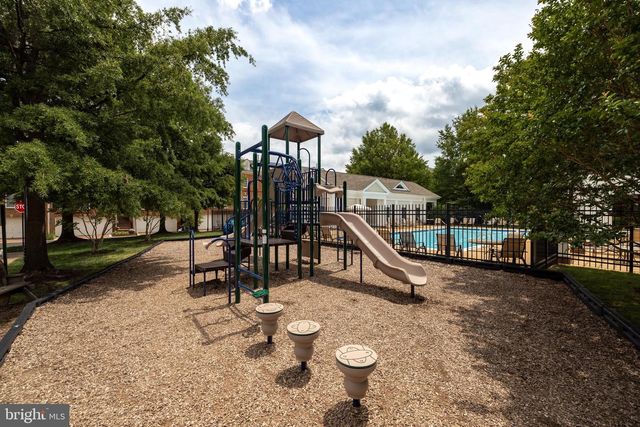 718 HAWKINS WAY, Alexandria, VA 22314