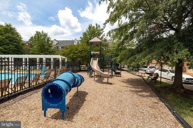 718 HAWKINS WAY, Alexandria, VA 22314