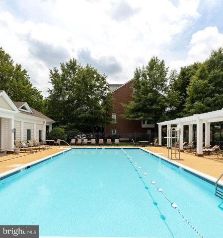 718 HAWKINS WAY, Alexandria, VA 22314