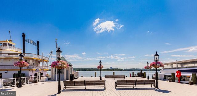 718 HAWKINS WAY, Alexandria, VA 22314