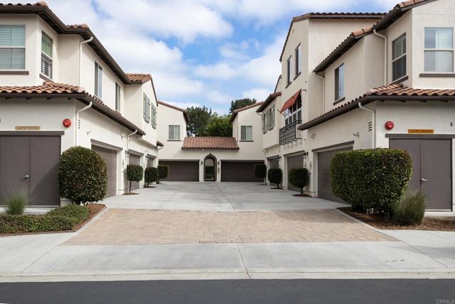 1714 Fairlead Ave, Carlsbad, CA 92011