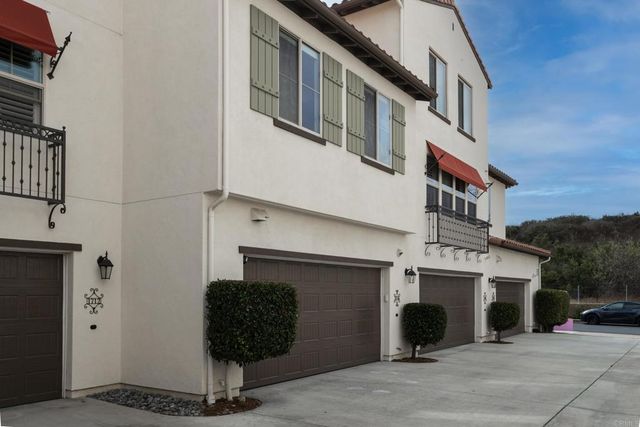 1714 Fairlead Ave, Carlsbad, CA 92011