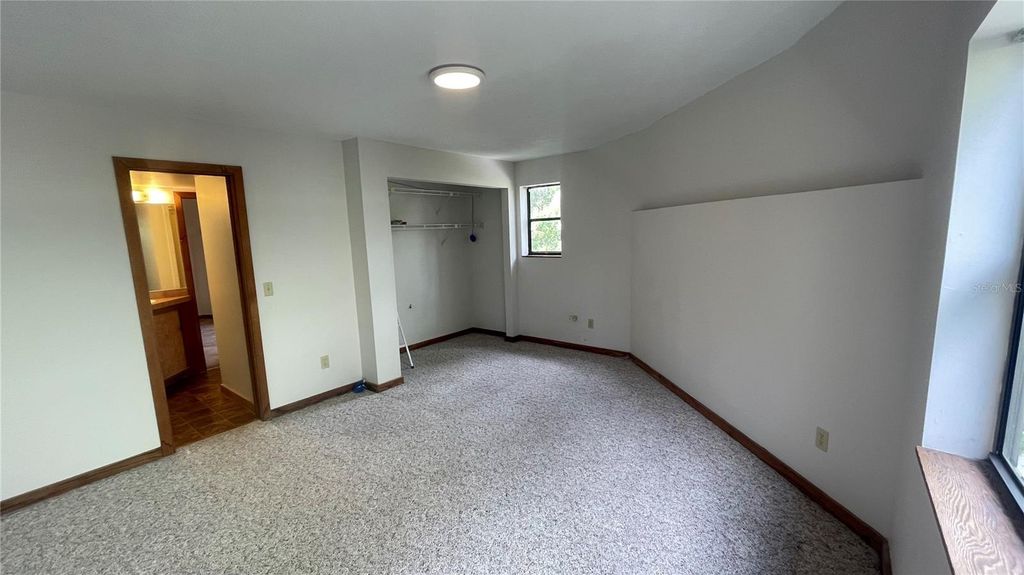 Image 25 of property listing at 21004 NEGRIL COURT, Lutz, FL 33558