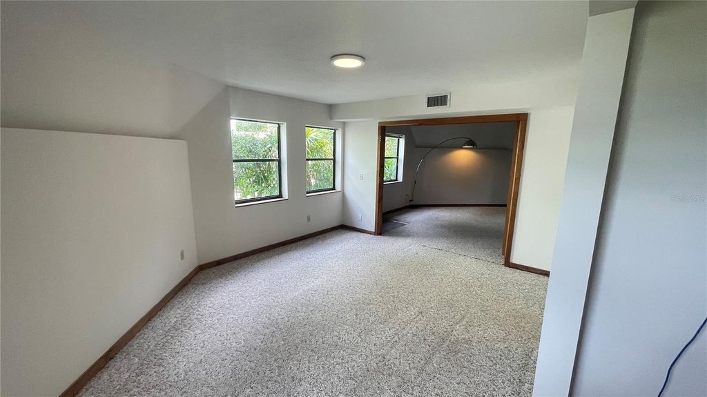 Image 26 of property listing at 21004 NEGRIL COURT, Lutz, FL 33558