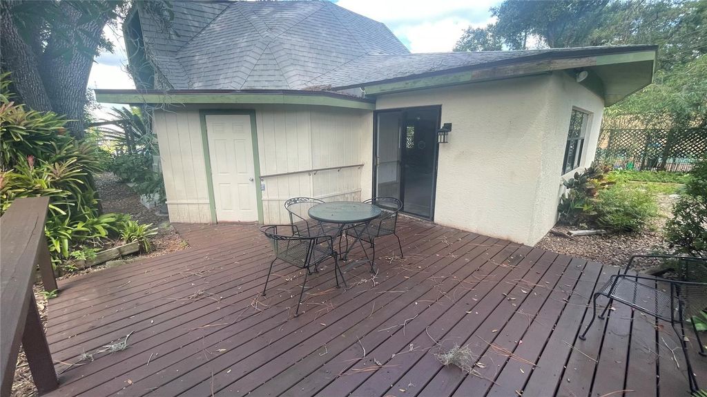 Image 38 of property listing at 21004 NEGRIL COURT, Lutz, FL 33558