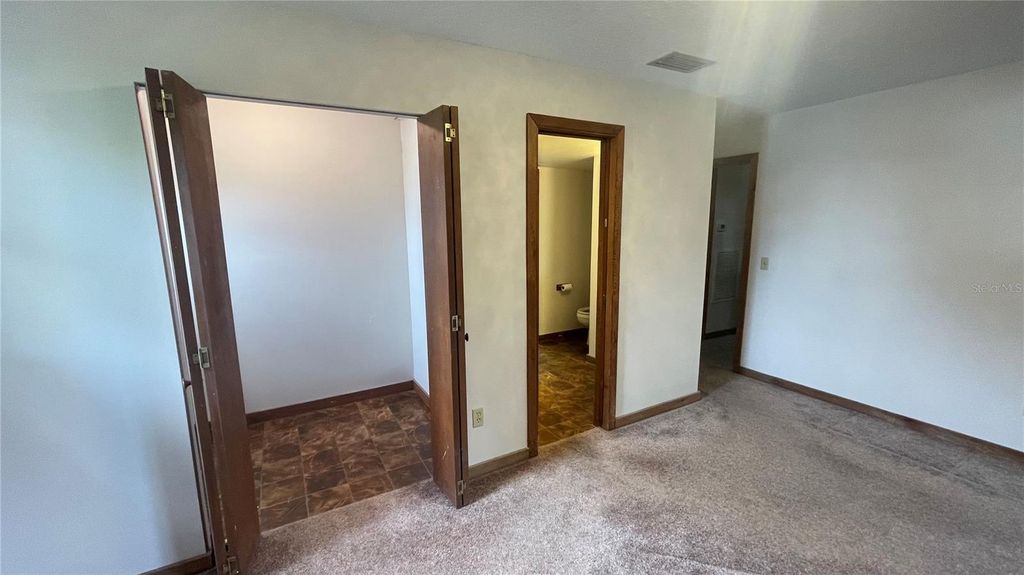 Image 44 of property listing at 21004 NEGRIL COURT, Lutz, FL 33558