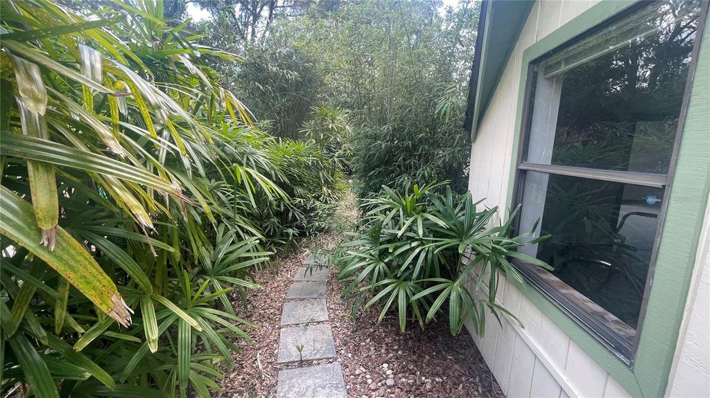 Image 57 of property listing at 21004 NEGRIL COURT, Lutz, FL 33558