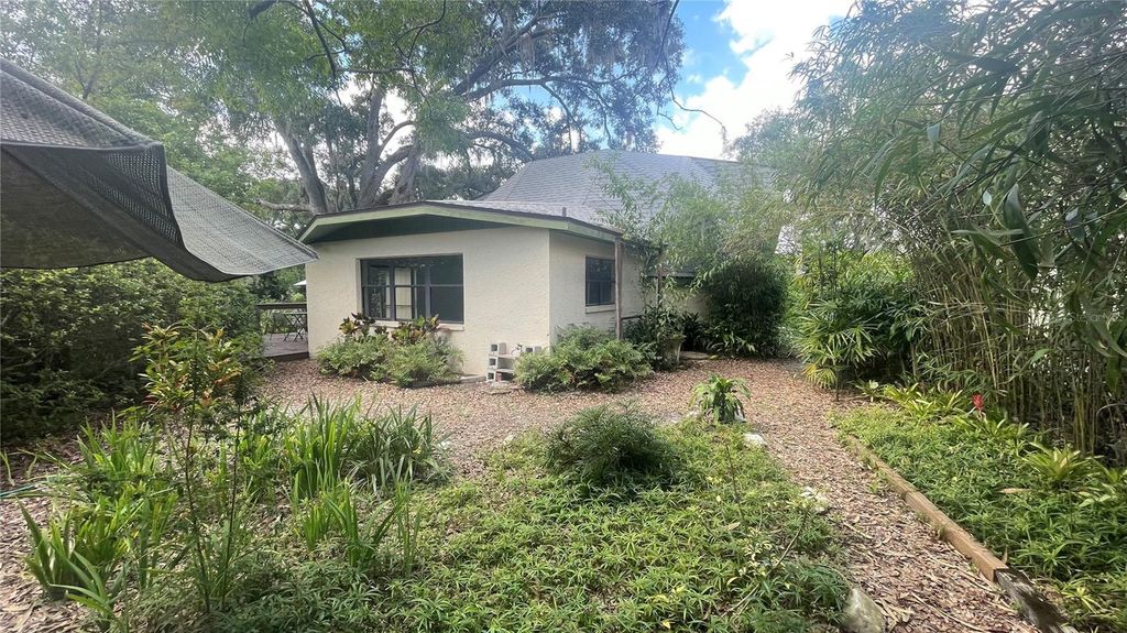 Image 60 of property listing at 21004 NEGRIL COURT, Lutz, FL 33558