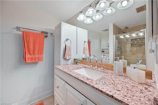 4711 SE 5th AVE 5, Cape Coral, FL 33904