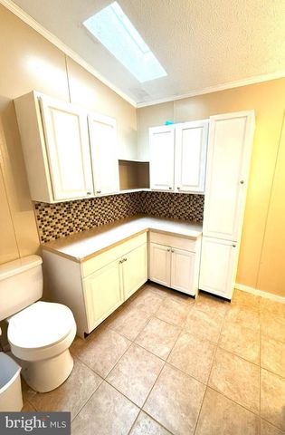 14 TIFFANY DR, Shippensburg, PA 17257