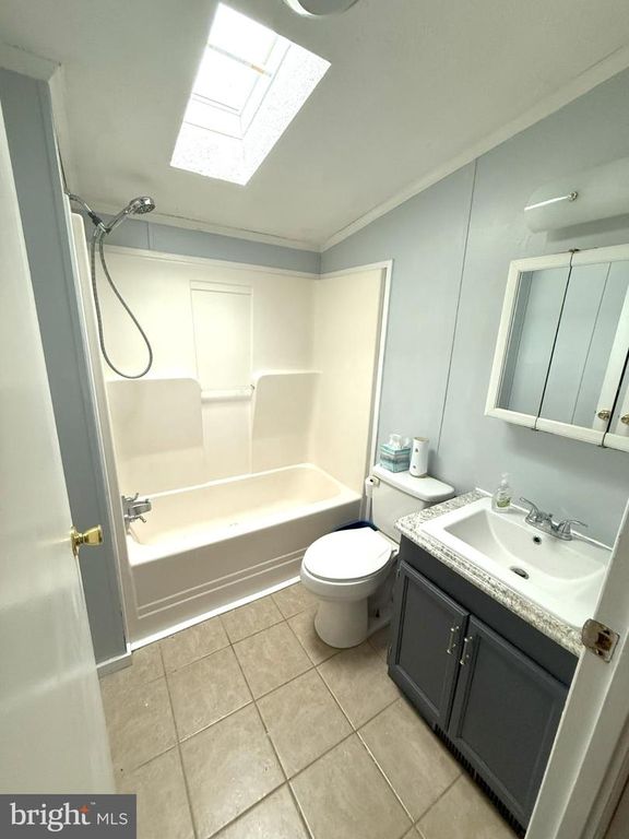 14 TIFFANY DR, Shippensburg, PA 17257