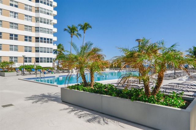 1965 S Ocean Dr 14D, Hallandale Beach, FL 33009