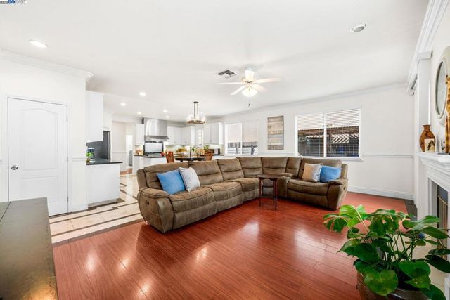 1531 Riverview Ave, Tracy, CA 95377