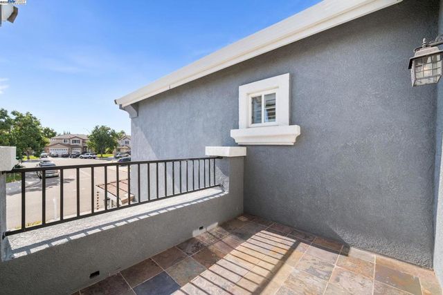 1531 Riverview Ave, Tracy, CA 95377