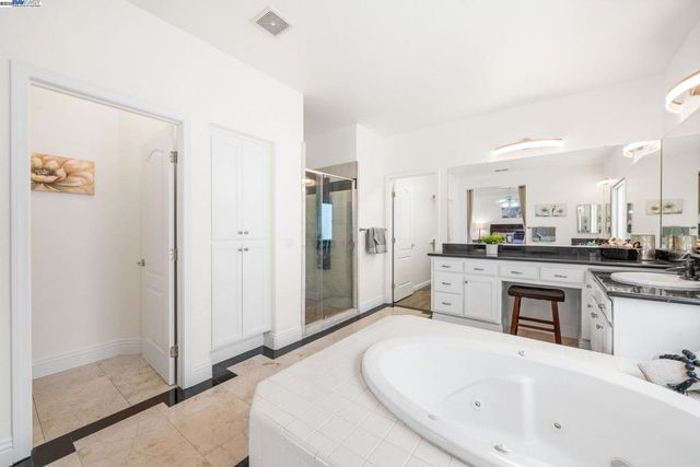 1531 Riverview Ave, Tracy, CA 95377