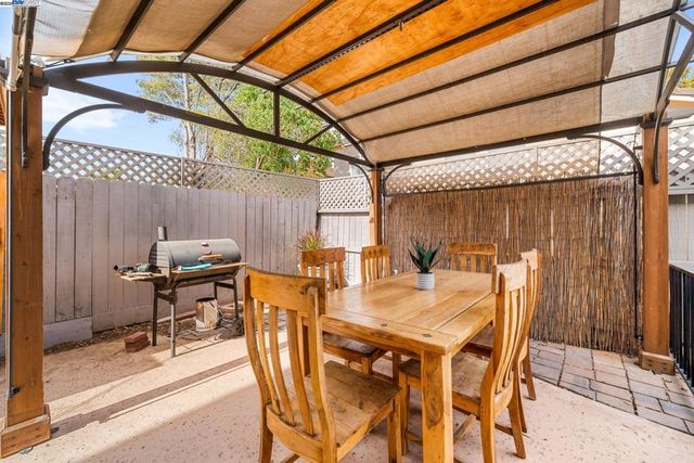 1531 Riverview Ave, Tracy, CA 95377