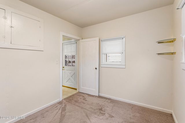 408 Pleasant Ave, Selah, WA 98942