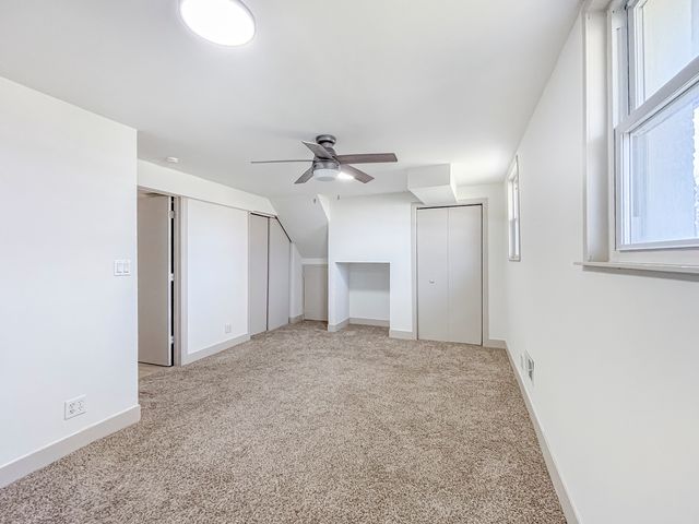 127 N Cedar Lane, Glenwood, IL 60425