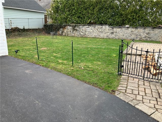 15 Maple Street, Pittsford, NY 14534