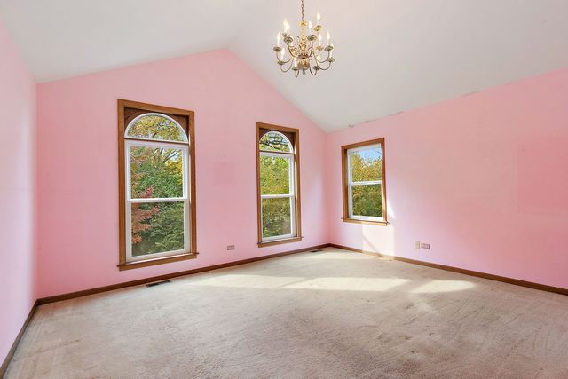 35W788 Burr Oak Lane, Dundee, IL 60118