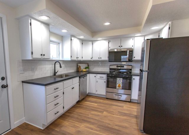 9680 W US Highway 20, Angola, IN 46703