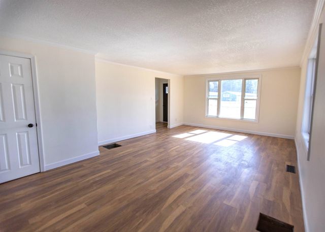 9680 W US Highway 20, Angola, IN 46703