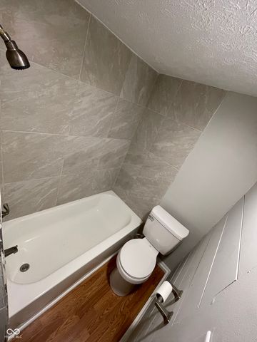 2631 Southeastern Avenue, Indianapolis, IN 46201