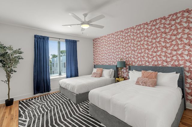 504 Cliff Cir, Nashville, TN 37218