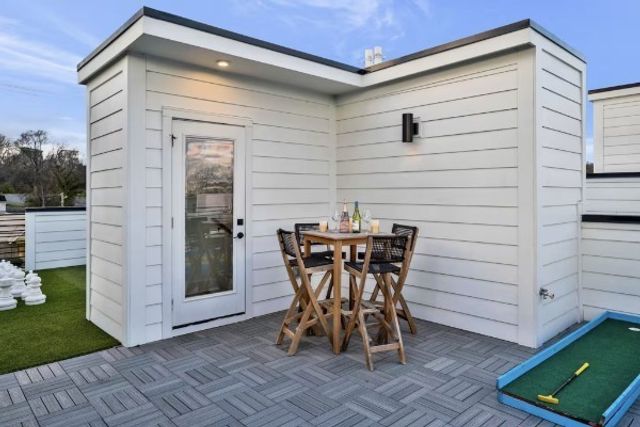 504 Cliff Cir, Nashville, TN 37218