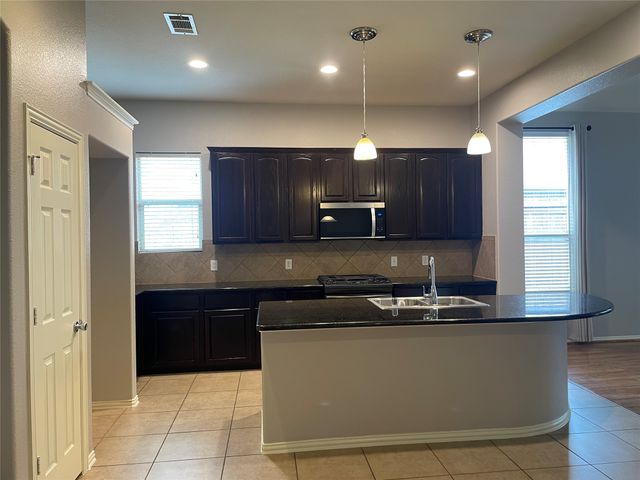 660 Payton Way, Fate, TX 75087