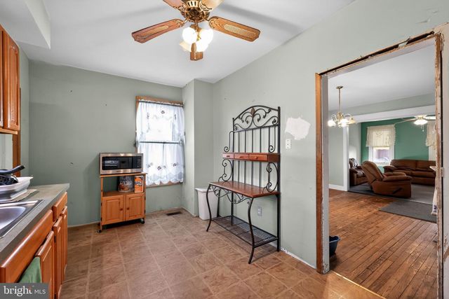 15 KOEHLER ST, Gloucester City, NJ 08030