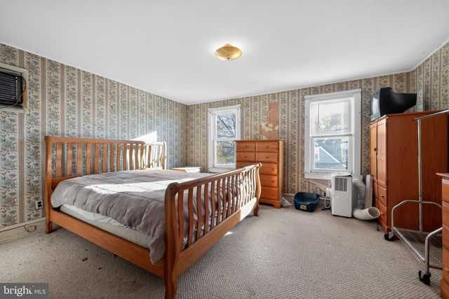 15 KOEHLER ST, Gloucester City, NJ 08030