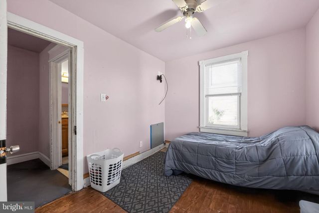 15 KOEHLER ST, Gloucester City, NJ 08030