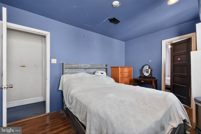 15 KOEHLER ST, Gloucester City, NJ 08030