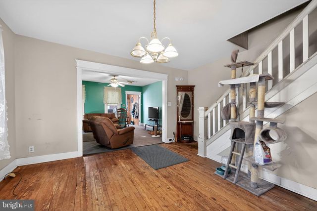 15 KOEHLER ST, Gloucester City, NJ 08030