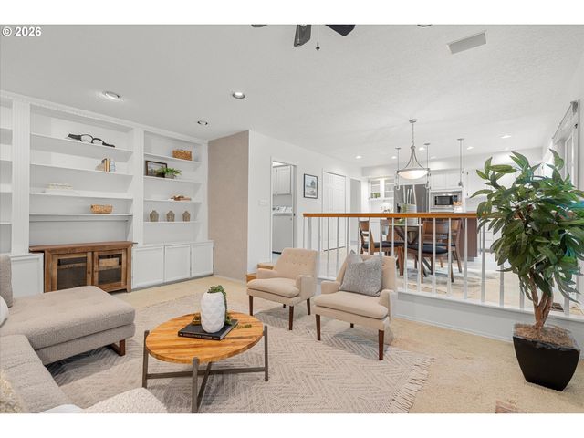 5428 Sw JOSHUA St, Tualatin, OR 97062