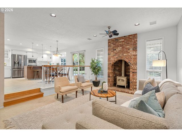5428 Sw JOSHUA St, Tualatin, OR 97062