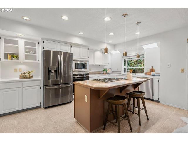 5428 Sw JOSHUA St, Tualatin, OR 97062