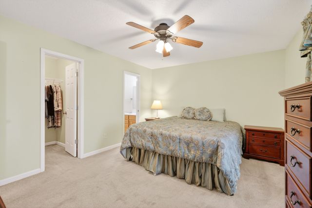 1008 E Evelyn Ct, Portland, TN 37148