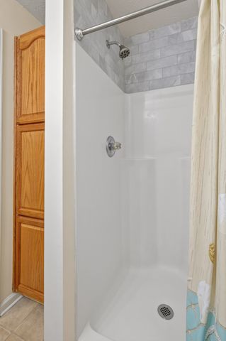 1008 E Evelyn Ct, Portland, TN 37148