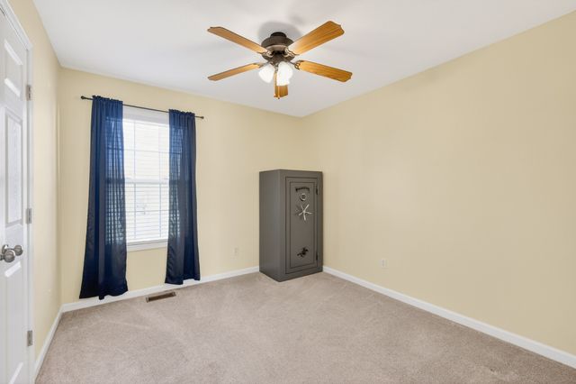 1008 E Evelyn Ct, Portland, TN 37148