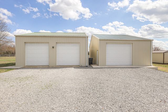 1008 E Evelyn Ct, Portland, TN 37148