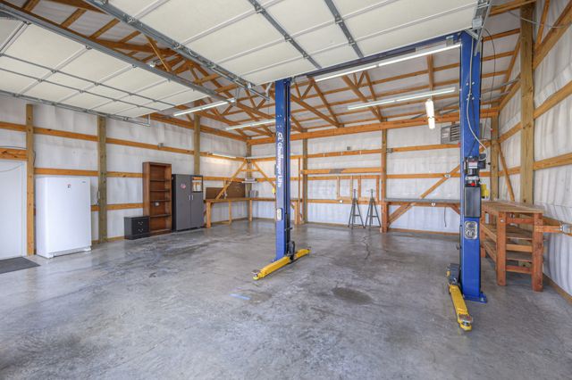 1008 E Evelyn Ct, Portland, TN 37148