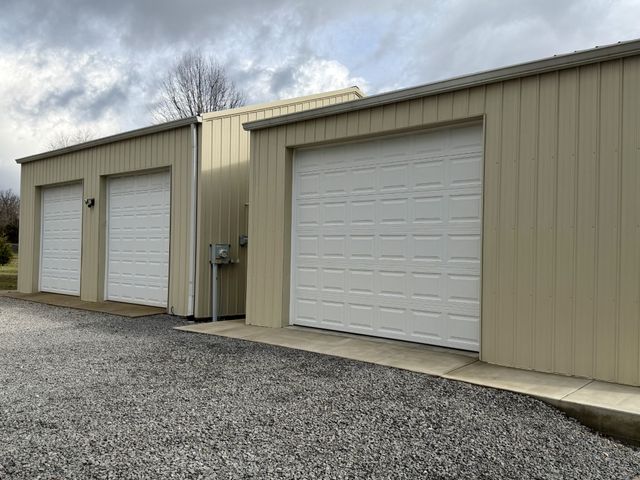 1008 E Evelyn Ct, Portland, TN 37148