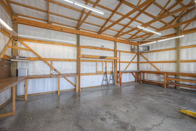 1008 E Evelyn Ct, Portland, TN 37148