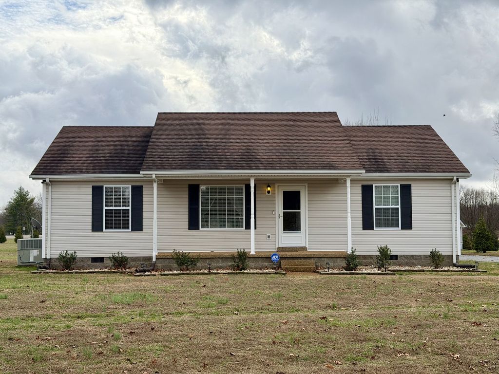 1008 E Evelyn Ct, Portland, TN 37148