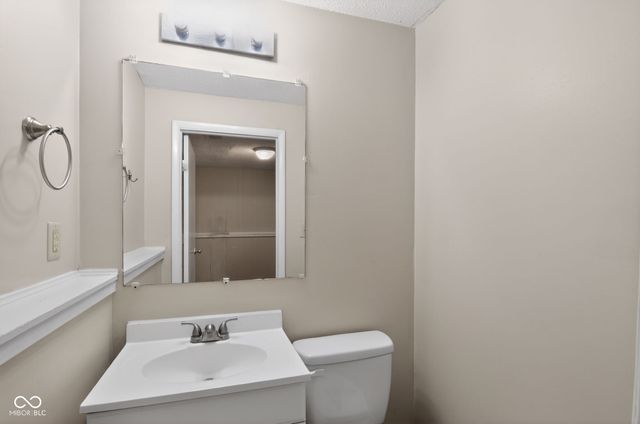 10419 Mercury Drive, Indianapolis, IN 46229