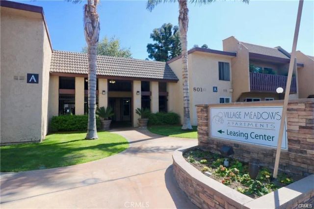 801 S Lyon A111, Santa Ana, CA 92705